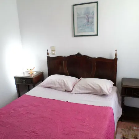 Pensión Rustico & Singelo - Hotelaria E Restauracao, Lda Vila Real