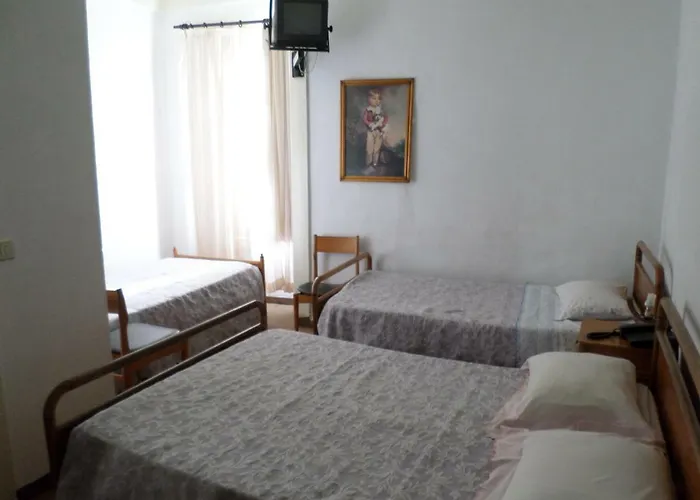 Rustico & Singelo - Hotelaria E Restauracao, Lda Pensión